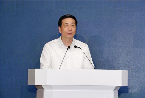 集團董事局主席金位海出席知名浙商助力衢州跨越式發展大會